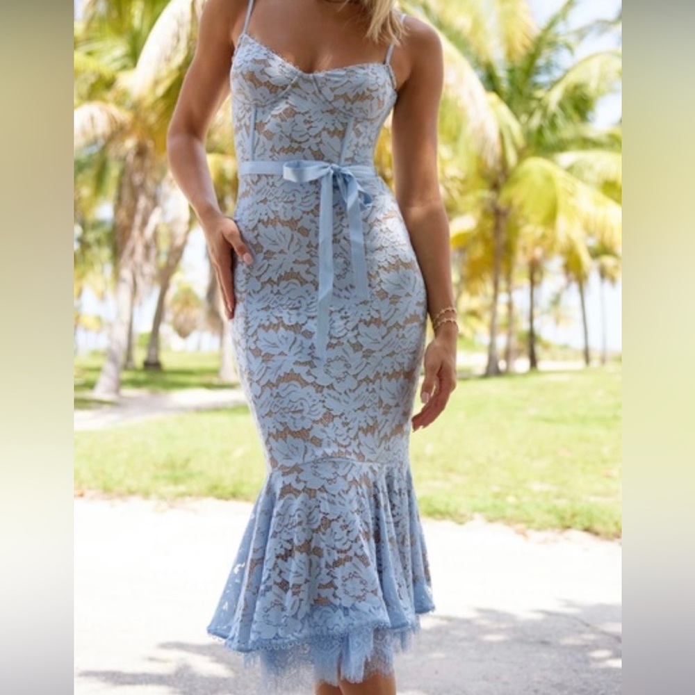 V. Chapman - The Naomi Dress in Cashmere Blue